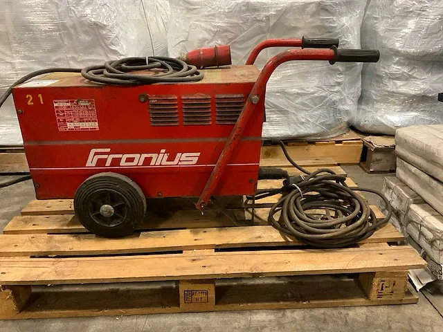 Fronius wtu307 lasapparaat - afbeelding 1 van  4