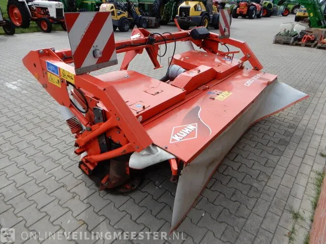 Front grasmaaier kuhn, gmd 802f, bouwjaar 2010 - afbeelding 1 van  19