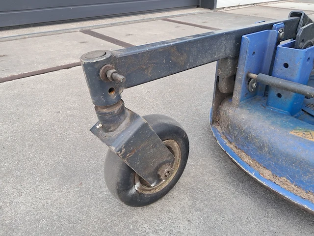 Frontmaaier met hoog kippende vangbak, iseki, sf224f, 2018 - afbeelding 37 van  37