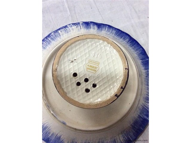 Fruitschaal op voet bequet - afbeelding 3 van  3