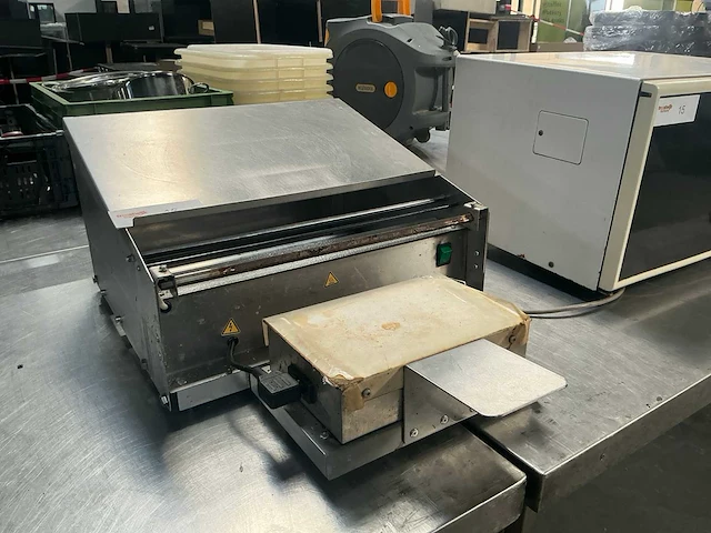 Fs 45 kns verpakkingsmachine - afbeelding 1 van  4