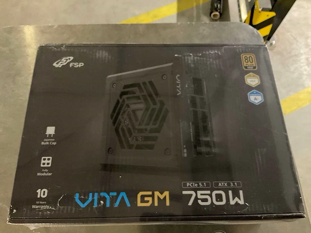 Fsp vita gm 750w - afbeelding 1 van  2