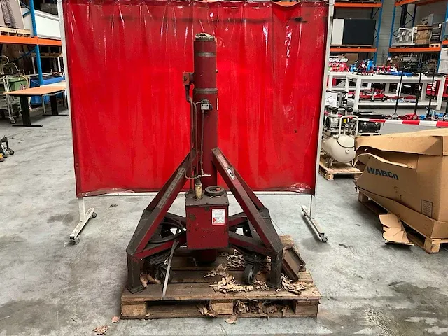 Fuchs 13000 kg garagekrik - afbeelding 1 van  7