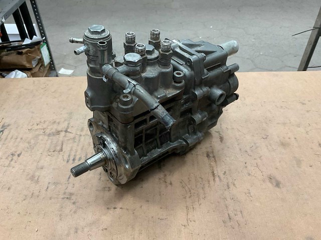 Fuel injection pomp - afbeelding 3 van  6