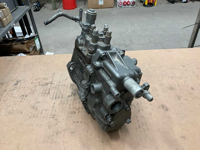 Fuel injection pomp - afbeelding 4 van  6