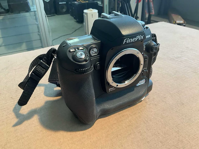Fujifilm finepix s3 pro digitale fotocamera - afbeelding 1 van  4