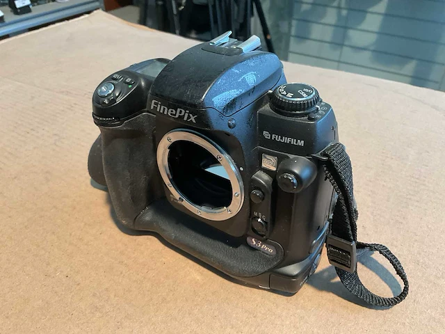 Fujifilm finepix s3 pro digitale fotocamera - afbeelding 2 van  4