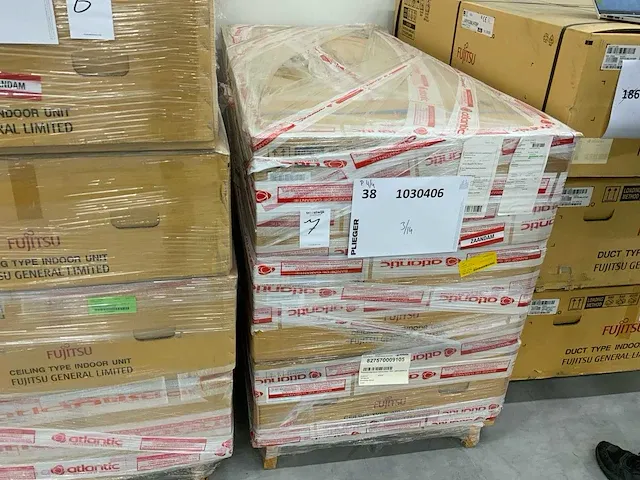 Fujitsu abyg54krta plafond unit (3x) - afbeelding 2 van  4