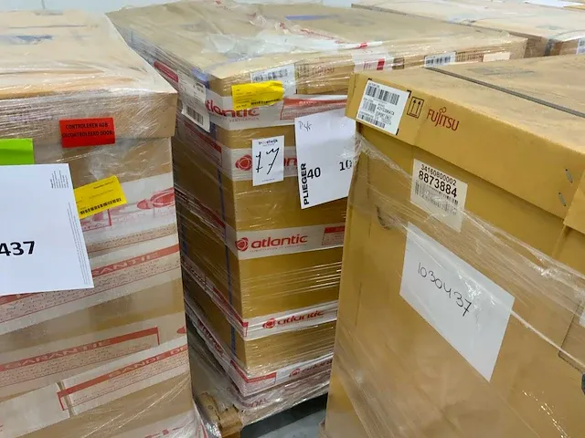Fujitsu aoyg30kata inverter buiten unit (2x) - afbeelding 3 van  4