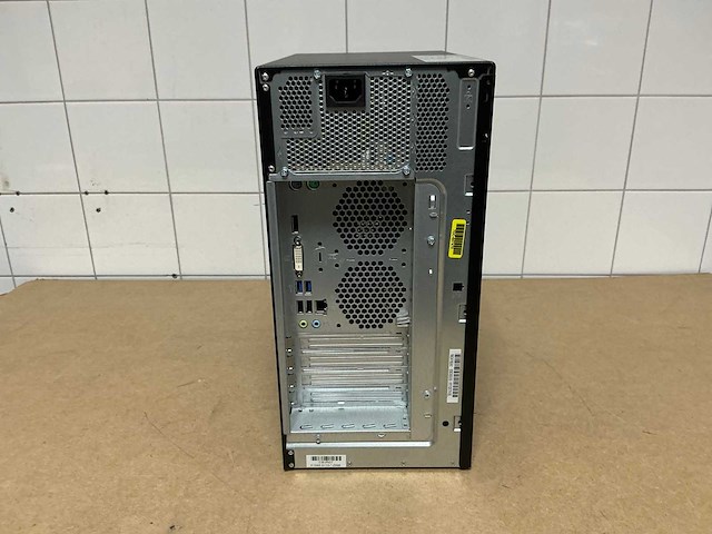 Fujitsu esprimo p557/e85+ - i5-7400 computersysteem - afbeelding 4 van  7