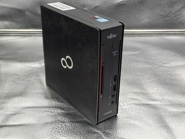 Fujitsu esprimo q920 usdt desktop (4x) - afbeelding 1 van  4