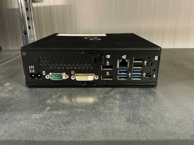 Fujitsu esprimo q956 usdt desktop - afbeelding 2 van  2