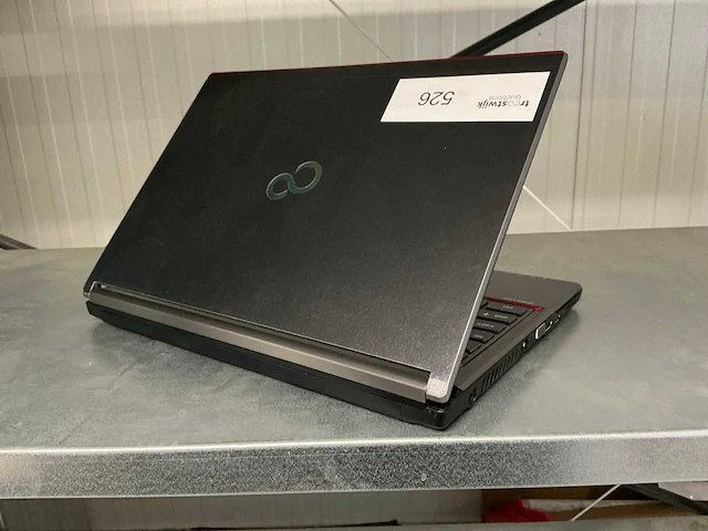 Fujitsu lifebook e736 laptop (7x) - afbeelding 4 van  5