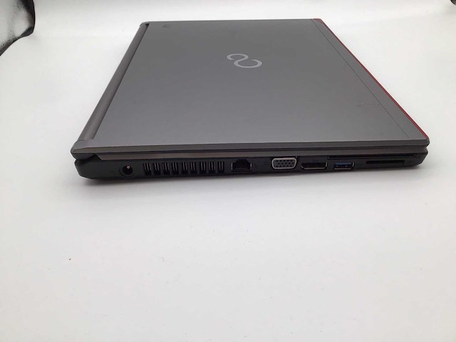 Fujitsu lifebook e736 laptop - afbeelding 3 van  7