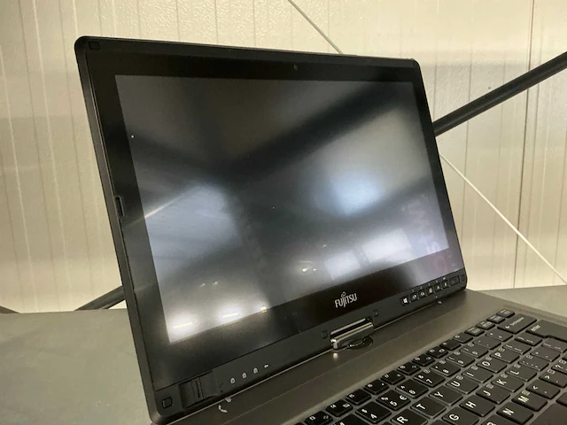 Fujitsu lifebook t902 laptop (5x) - afbeelding 3 van  5