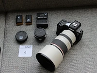 Full frame systeemcamera canon eos r5 voorzien van een canon lens rf 70-200mm f2.8 l is usm. drie accu's en...