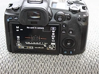 Full frame systeemcamera canon eos r5 voorzien van een canon lens rf 70-200mm f2.8 l is usm. drie accu's en... - afbeelding 3 van  6