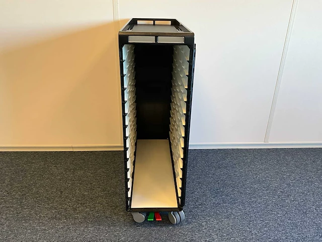 Full size vliegtuig trolley (10x) - afbeelding 7 van  10