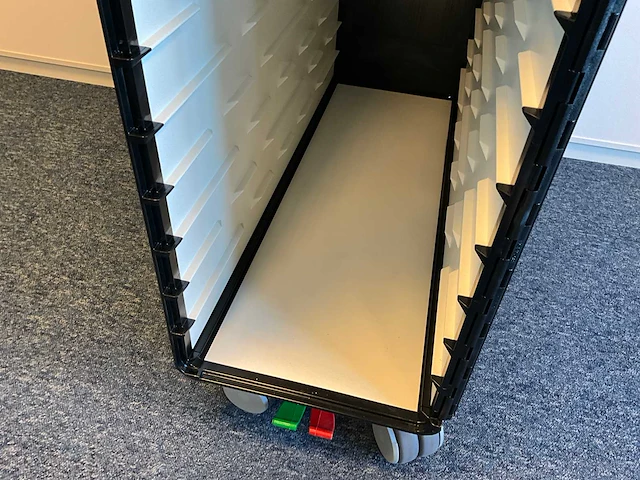 Full size vliegtuig trolley (10x) - afbeelding 10 van  10