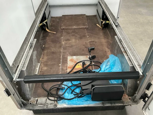 Fulpra e-cargo 2000l elektrische bakfiets - afbeelding 9 van  19