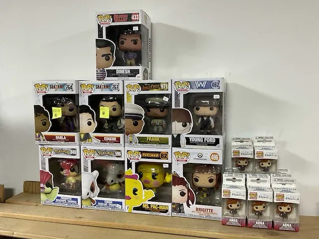 Funko pop! vinyl figuren en sleutelhangers (20x) - afbeelding 1 van  1