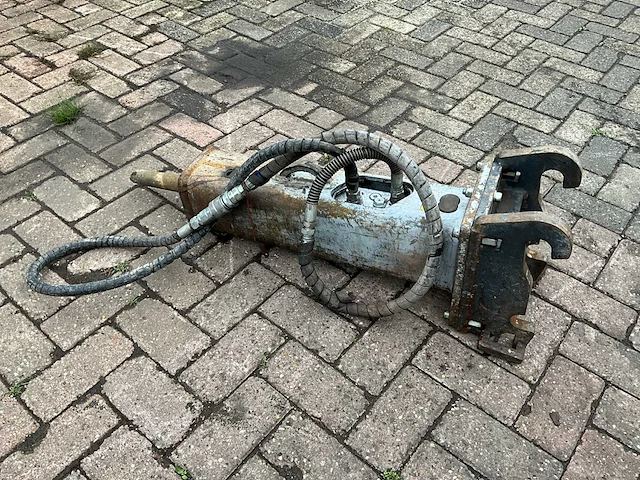 Furukawa fx2 hydraulische sloophamer cw05 - afbeelding 1 van  8
