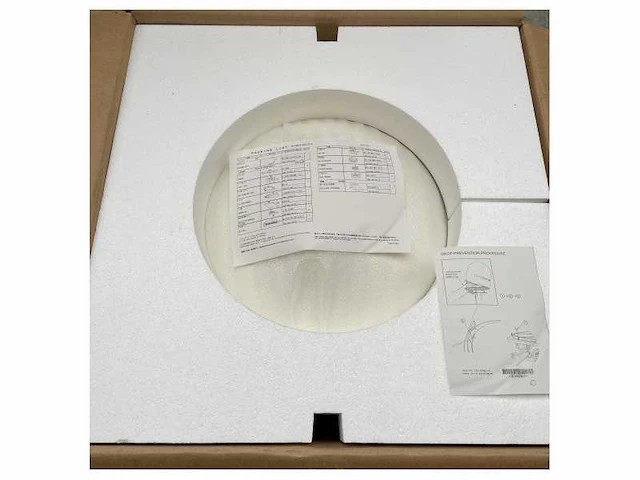 Furuno felcom 500 inmarsat fleetbroadband antenna system - afbeelding 9 van  9