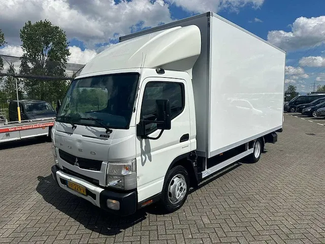 Fuso canter bedrijfswagen - afbeelding 1 van  16