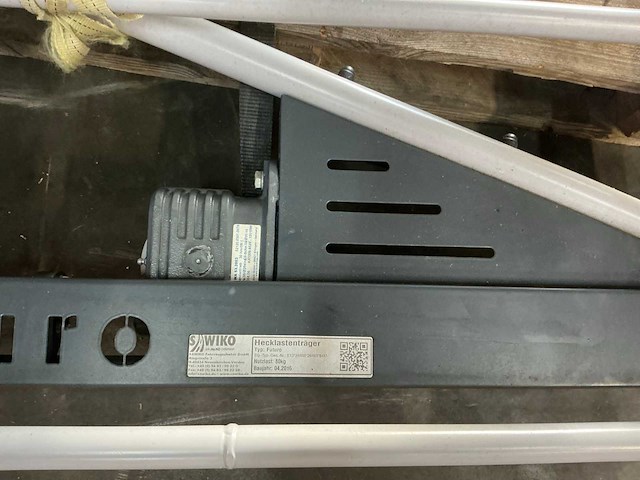 Futuro elektrische camper fietsendrager - afbeelding 10 van  13