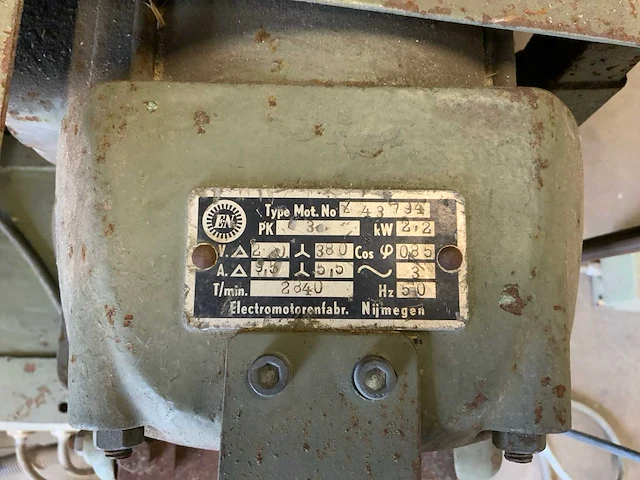 Fw fremeijer & wijna n.v. dubbelzijdige pennenbak voor blokhutten fabricage - afbeelding 19 van  43