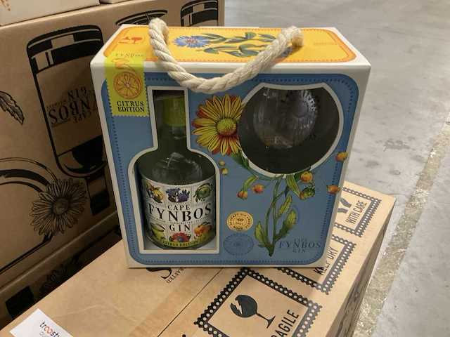 Fynbos gin citrus edition in geschenkverpakking (8x) - afbeelding 1 van  3
