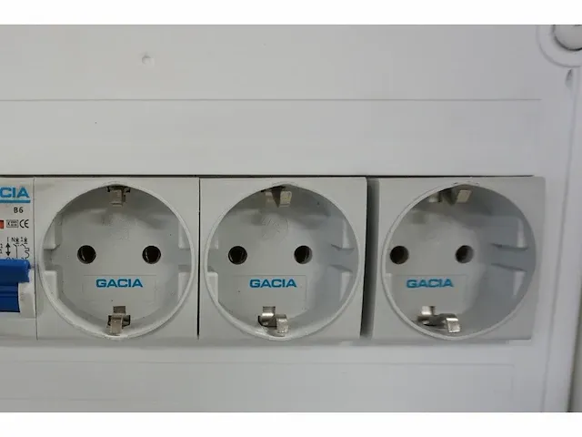 Gacia - schakelkast - afbeelding 3 van  6