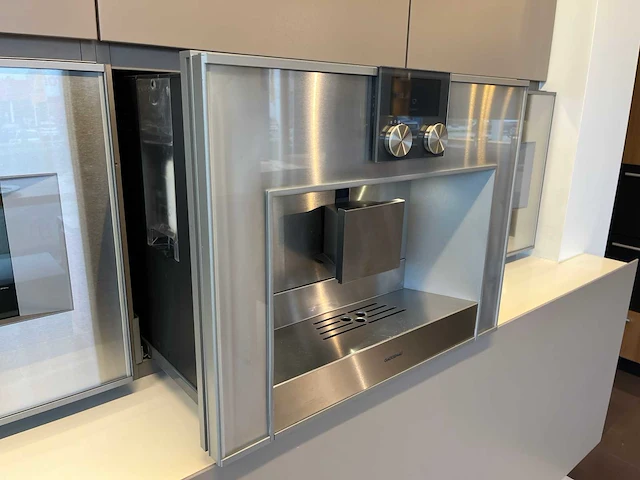 Gaggenau - cm450110 - koffiemachine (c) - afbeelding 2 van  3