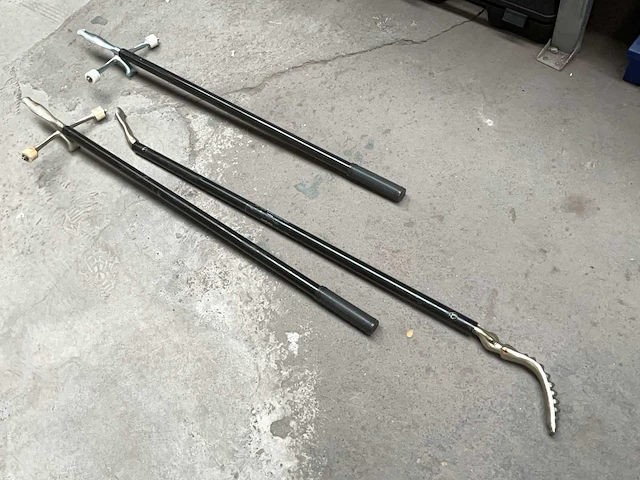 Gaither different truck tire tools (3x) - afbeelding 3 van  3
