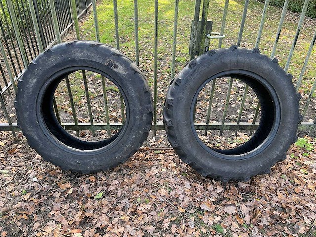Galaxy 280/85r24 tractorband (2x) - afbeelding 1 van  6