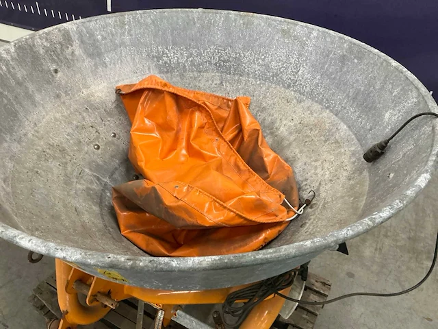 Gamberini 650l kunstmeststrooier - afbeelding 6 van  6
