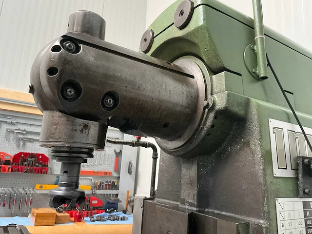 Gambin - 1m - universal milling machine - 1963 - afbeelding 9 van  21