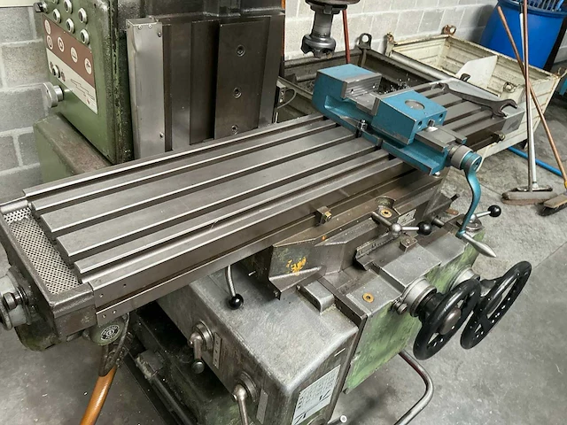 Gambin - 1m - universal milling machine - 1963 - afbeelding 21 van  21
