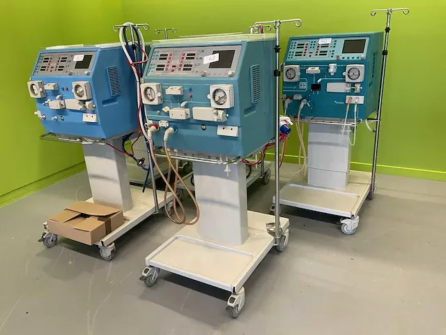 Gambro ak 200 dialyse ultra apparatuur (5x) - afbeelding 1 van  81