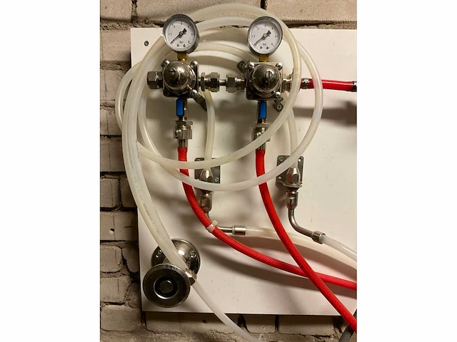 Gamko bkg2 50/54 tapinstallatie met fustinrichting - afbeelding 7 van  11