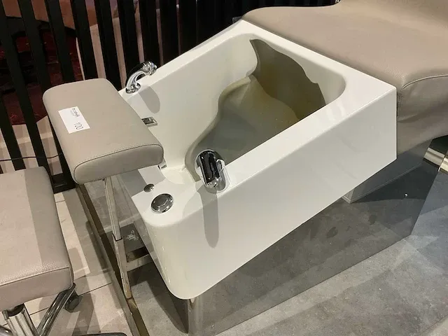 Gamma & bross streamline pipeless pedicurestoel - afbeelding 4 van  8