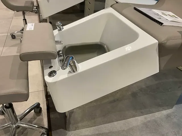 Gamma & bross streamline pipeless pedicurestoel - afbeelding 5 van  11