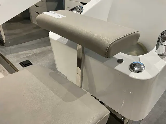 Gamma & bross streamline pipeless pedicurestoel - afbeelding 9 van  11