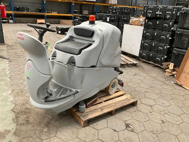 Gansow ct160 veegmachine - afbeelding 1 van  8