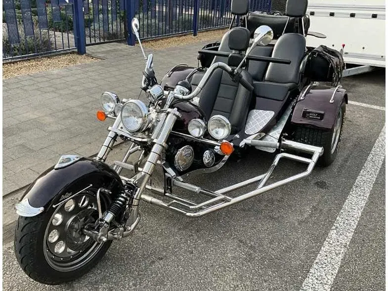 Garage equipment, gereedschappen, onderdelen en voertuigen