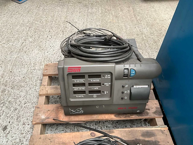 Garage-inventaris machines / gereedschappen - afbeelding 22 van  27