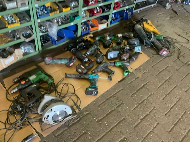 Garage inventaris - afbeelding 7 van  42