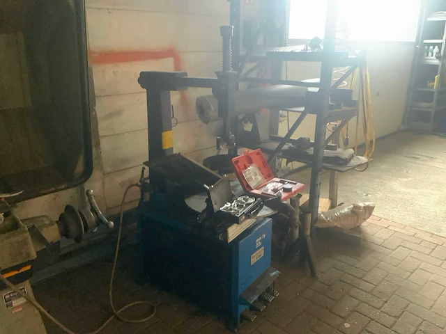 Garage inventaris - afbeelding 30 van  42