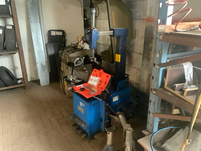 Garage inventaris - afbeelding 32 van  42