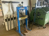 Garage inventaris - afbeelding 37 van  42